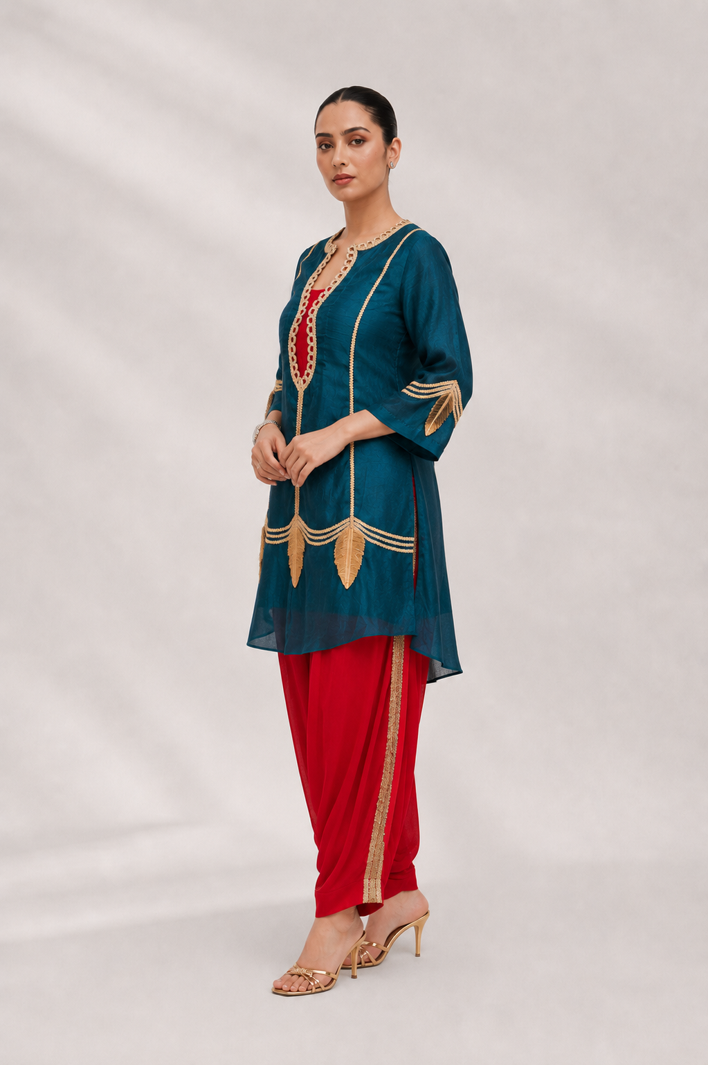 Mayura Set