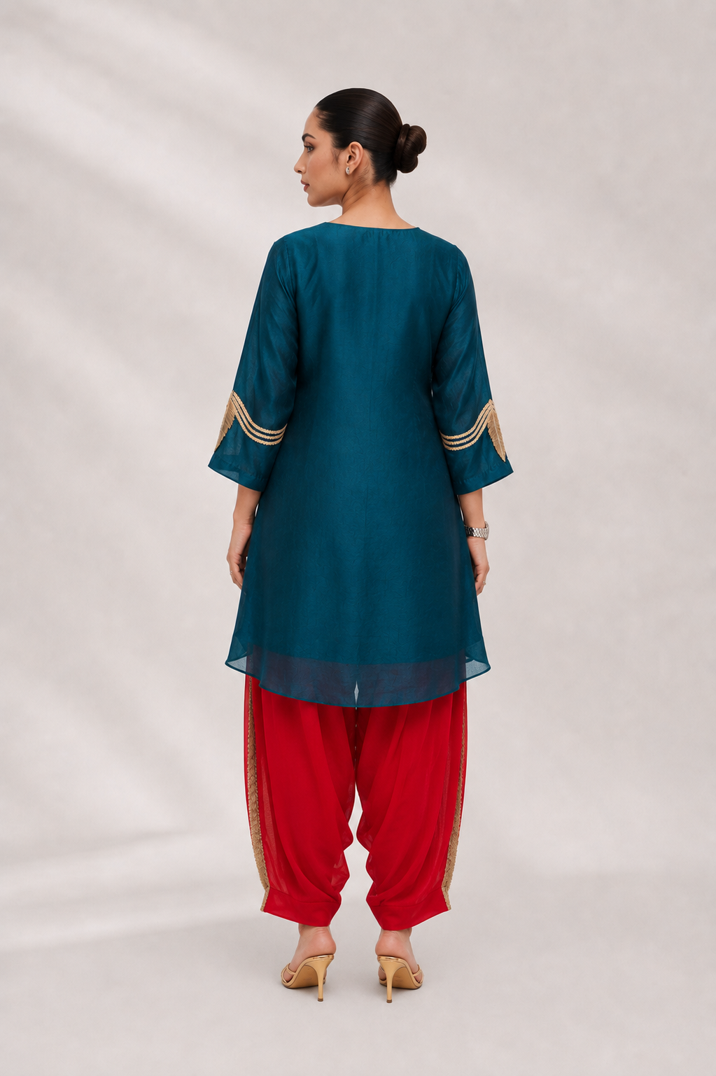 Mayura Set